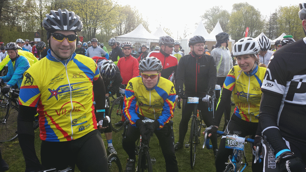 Eric, Marc, Theresa im Startbereich (v.l.)